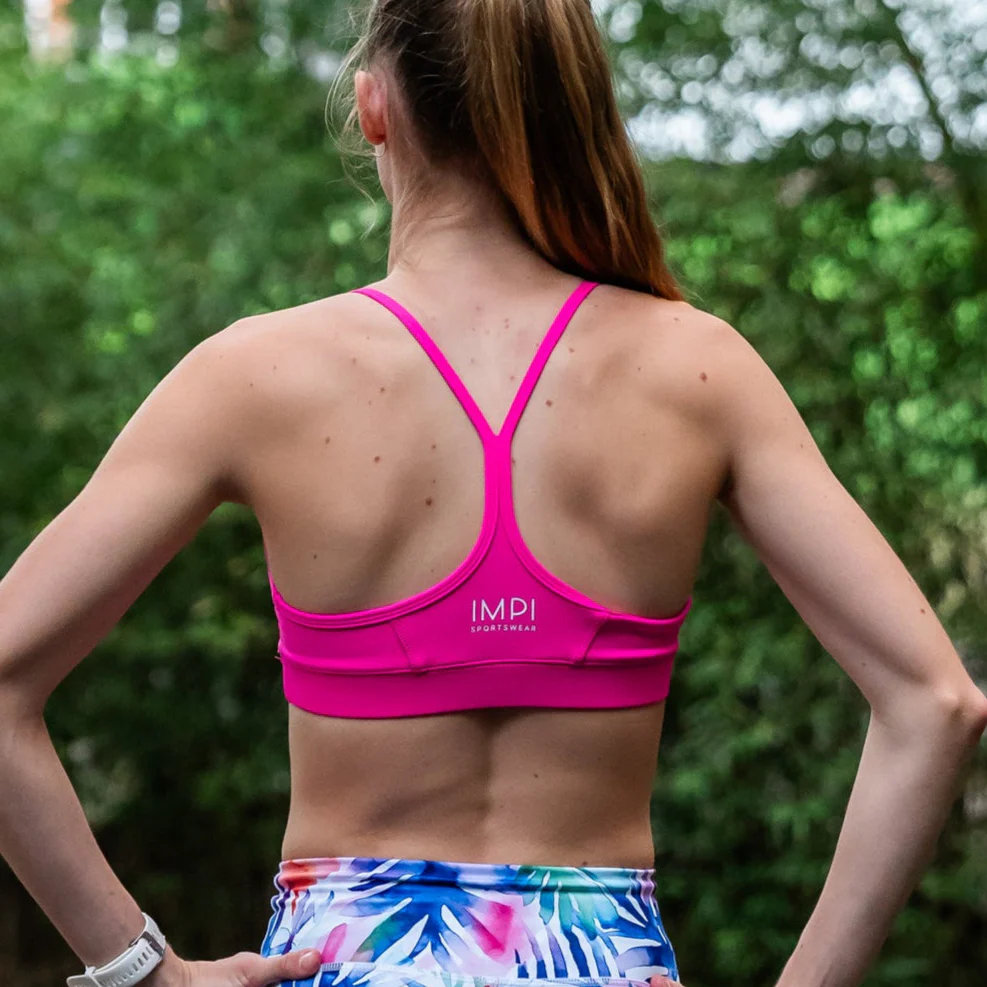 IMPI V-Neck Sports Crop - Hot Pink - Image 5